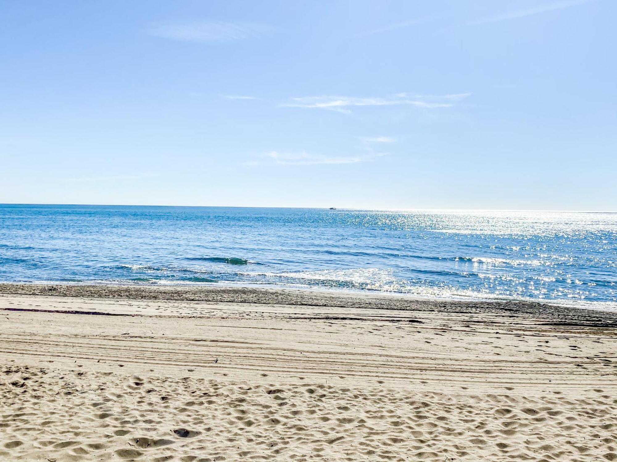 Roca Chica - Parking - Frente Playa - Terraza - Wifi - Bajondillo Y Carihuela Daire Torremolinos Dış mekan fotoğraf