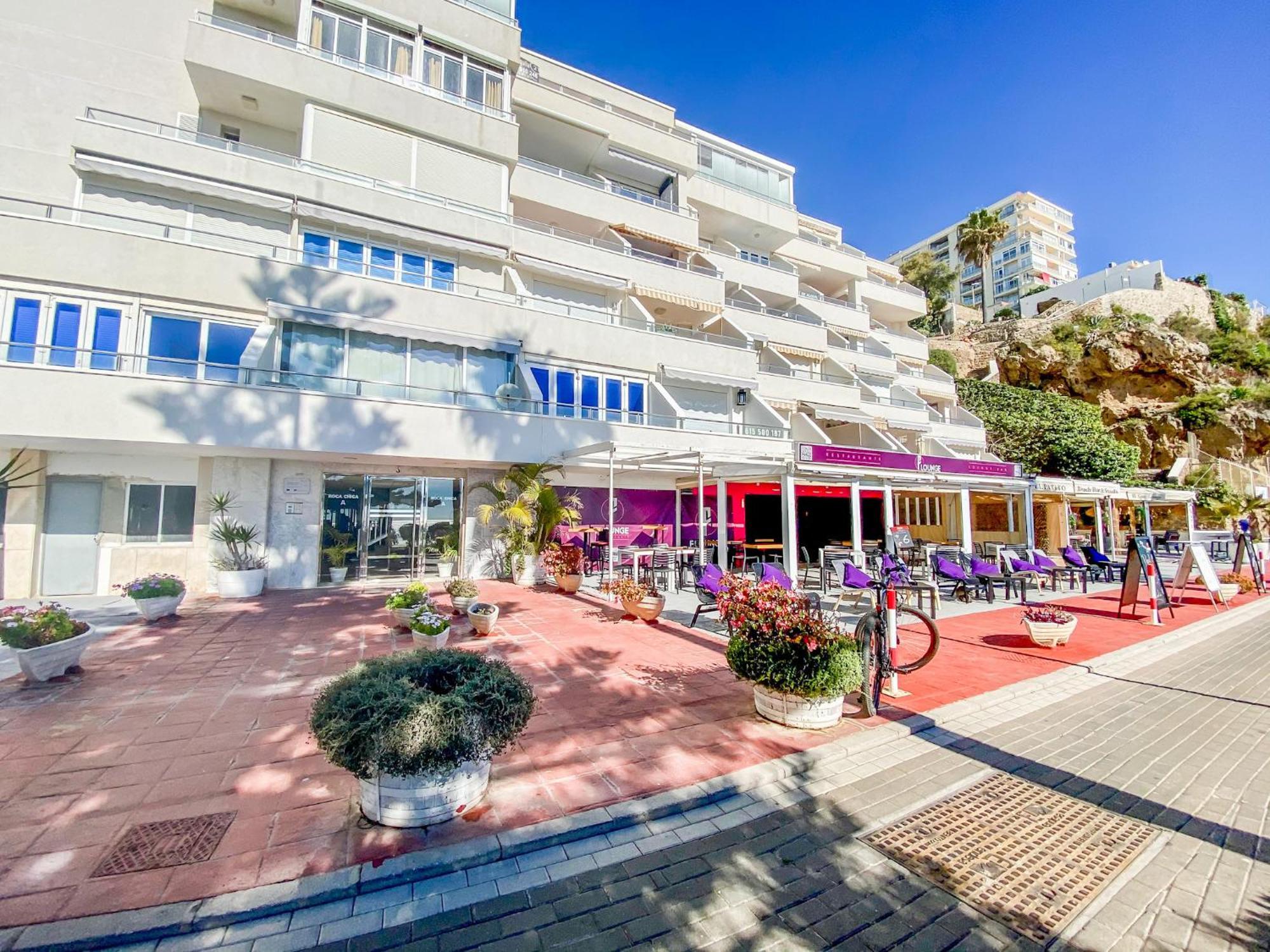 Roca Chica - Parking - Frente Playa - Terraza - Wifi - Bajondillo Y Carihuela Daire Torremolinos Dış mekan fotoğraf